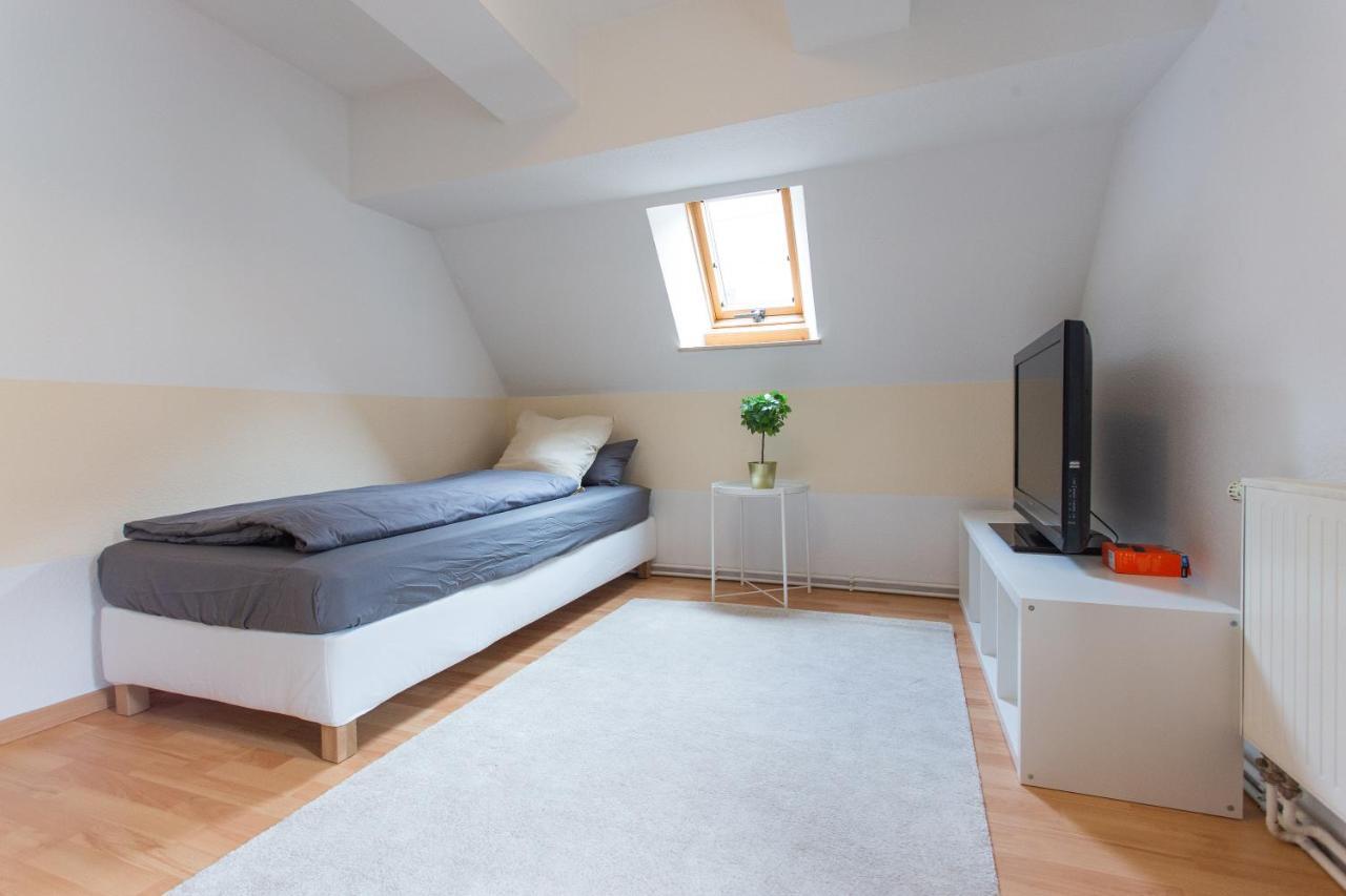 Fullhouse - Halle - Ku15 Apartments Екстер'єр фото