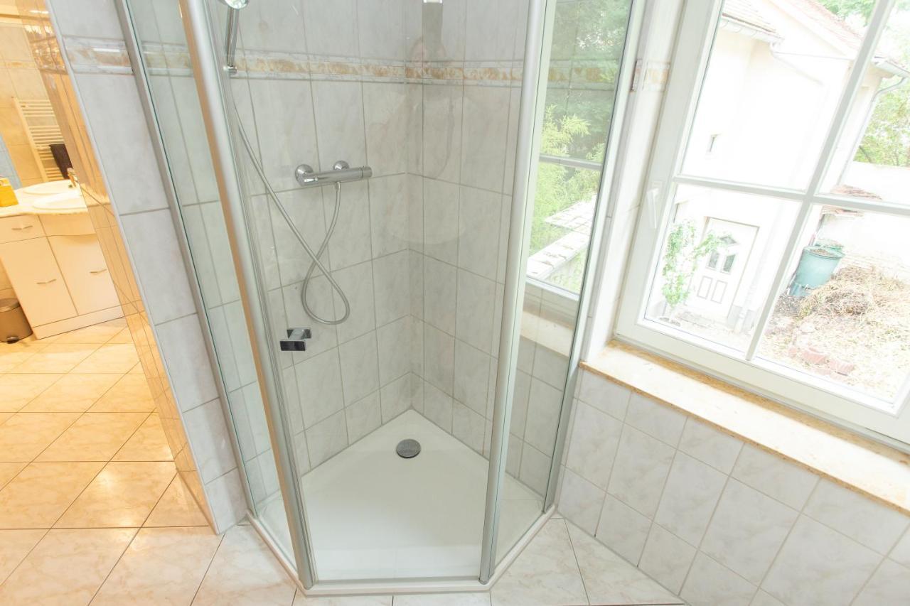 Fullhouse - Halle - Ku15 Apartments Екстер'єр фото