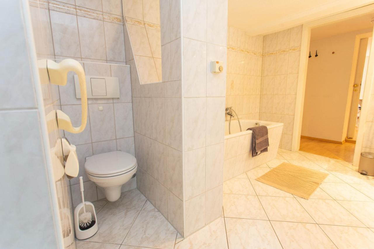 Fullhouse - Halle - Ku15 Apartments Екстер'єр фото