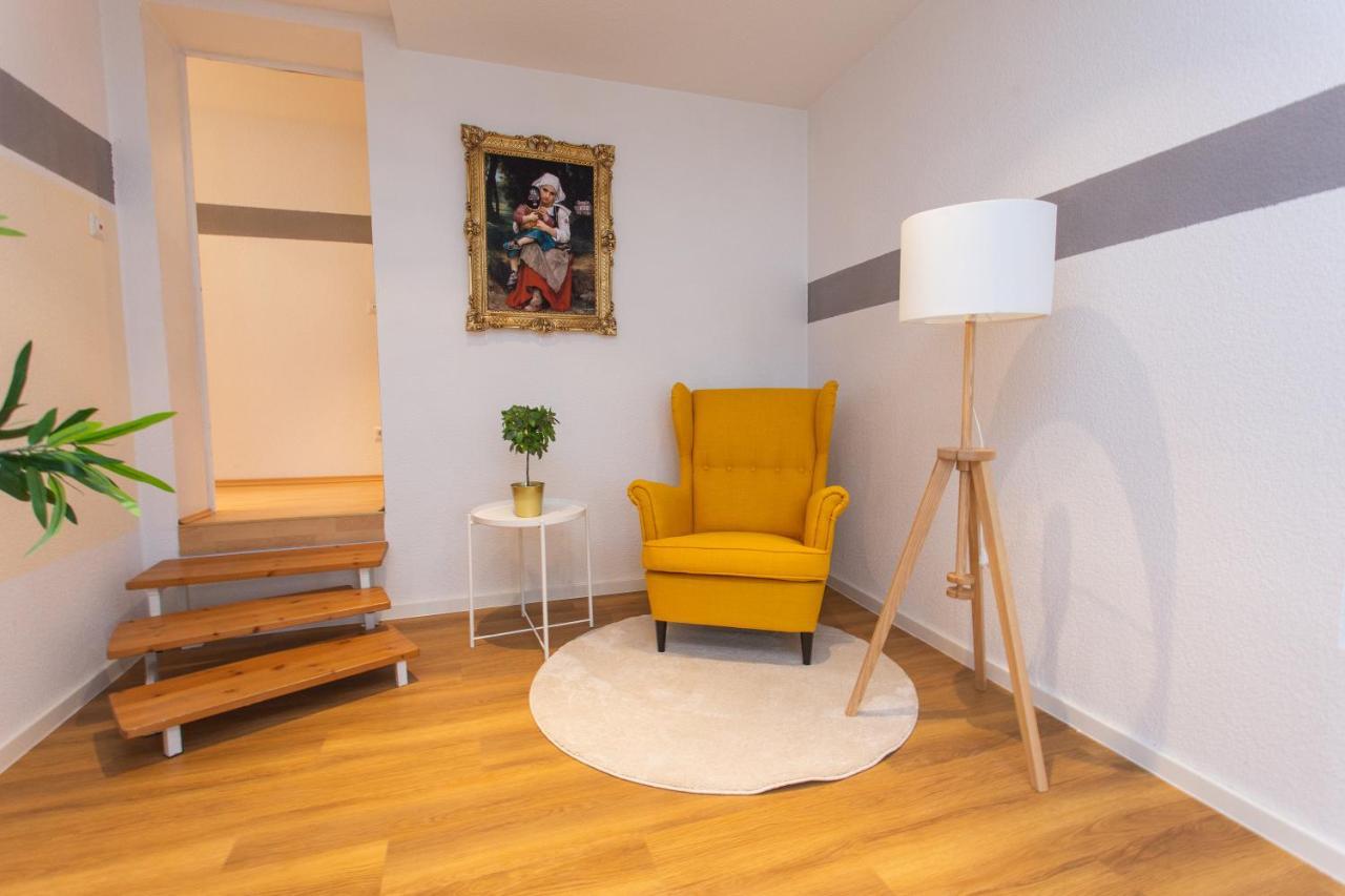 Fullhouse - Halle - Ku15 Apartments Екстер'єр фото