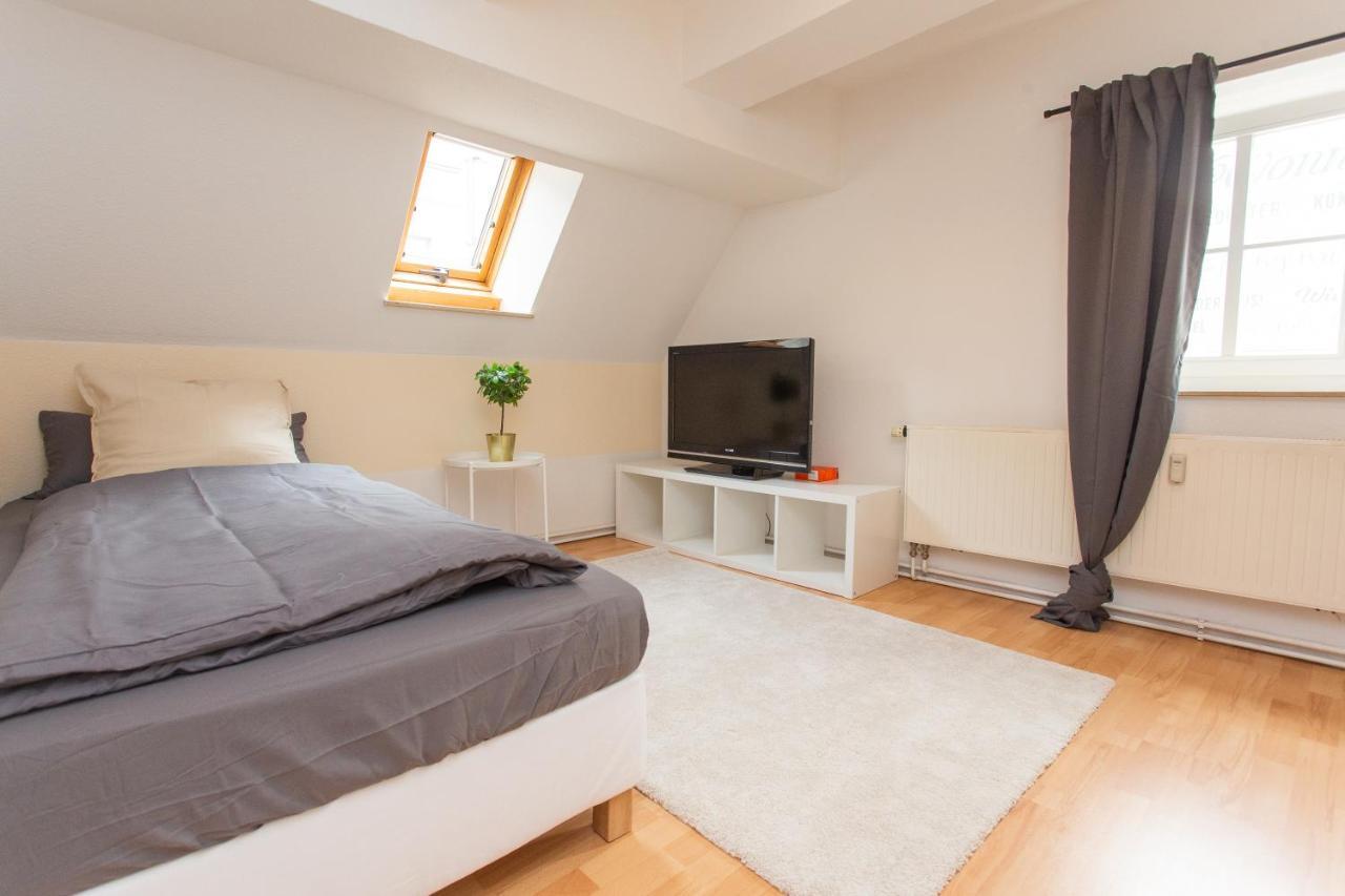 Fullhouse - Halle - Ku15 Apartments Екстер'єр фото